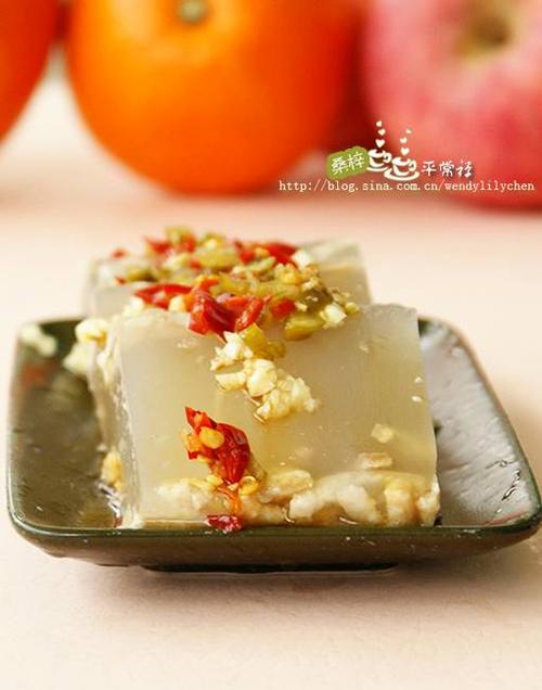 水晶肉皮冻的做法(家宴菜)